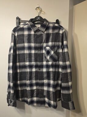 Pepe Jeans Black & White Plaid Long-Sleeve Button-Down Shirt